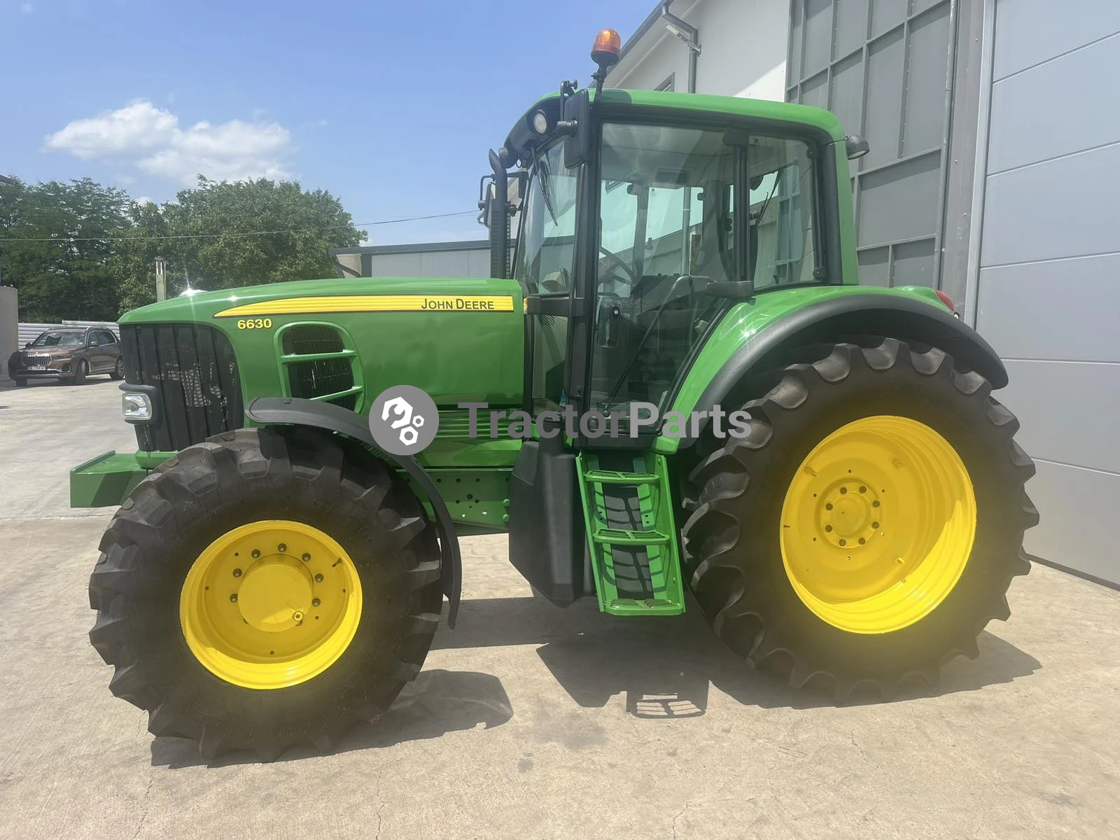 Трактор John Deere 6630 - изображение 3