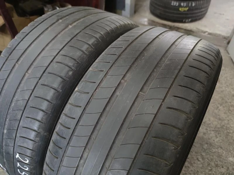 Гуми Летни 225/50R17, снимка 4 - Гуми и джанти - 33438062