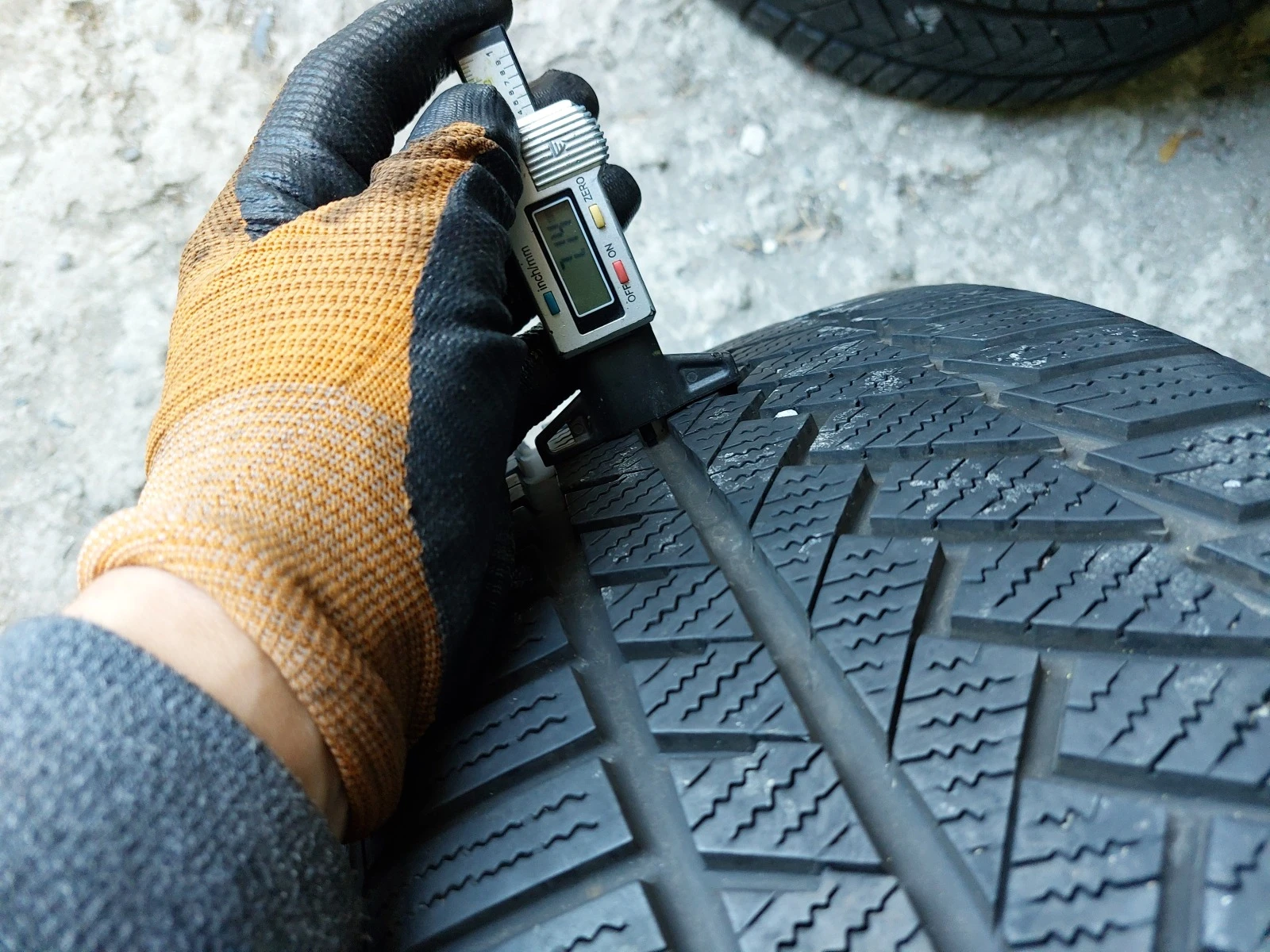 ���� 245/45R18 | Mobile.bg � ����������� 4