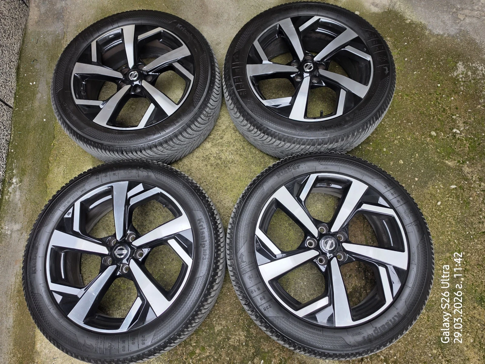 ���� � ������ 235/50R19 �� Nissan Qashqai | Mobile.bg � ����������� 1