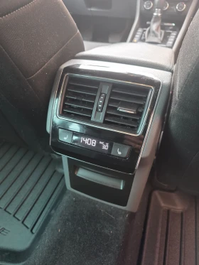Skoda Superb 2.0, снимка 8