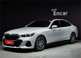 BMW 520 G60* xDrive* Автокредит* (Цена до БГ), снимка 1