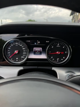 Обява за продажба на Mercedes-Benz E 220 220d 4matic ~36 499 лв. - изображение 9