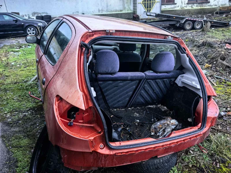 Peugeot 206 1.4i 75 к.с., снимка 6 - Автомобили и джипове - 52267562