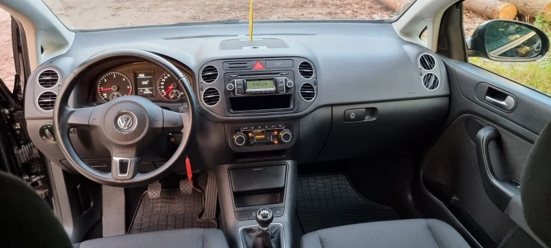 VW Golf Plus 2.0 TDI, снимка 10 - Автомобили и джипове - 41576778