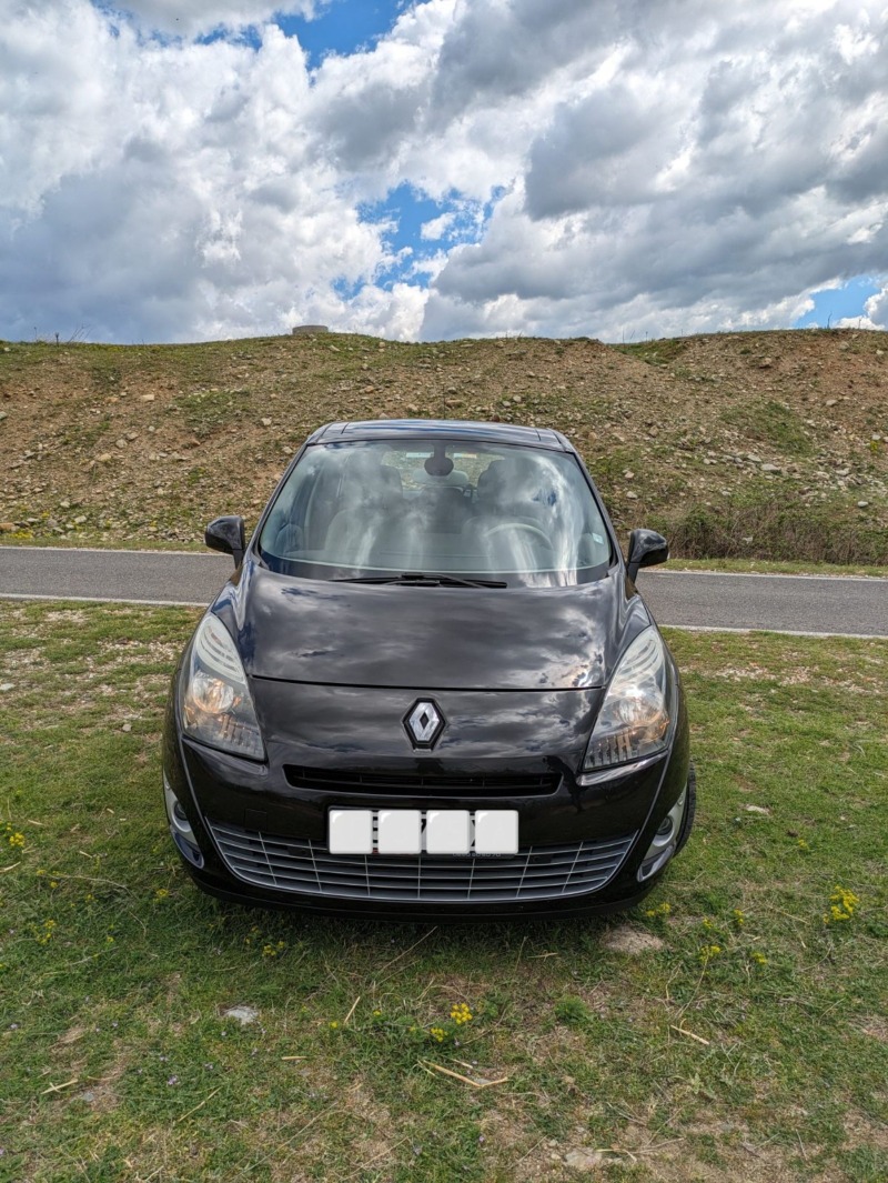 Renault Grand scenic Privilege Tce 130, снимка 2 - Автомобили и джипове - 45574854