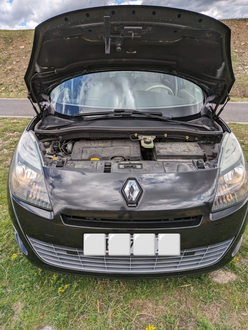 Renault Grand scenic Privilege Tce 130, снимка 8 - Автомобили и джипове - 45574854