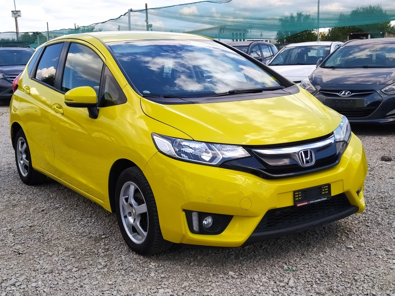 Honda Jazz 1.3i-VTEC/ Камера/Нави, снимка 1 - Автомобили и джипове - 47052230