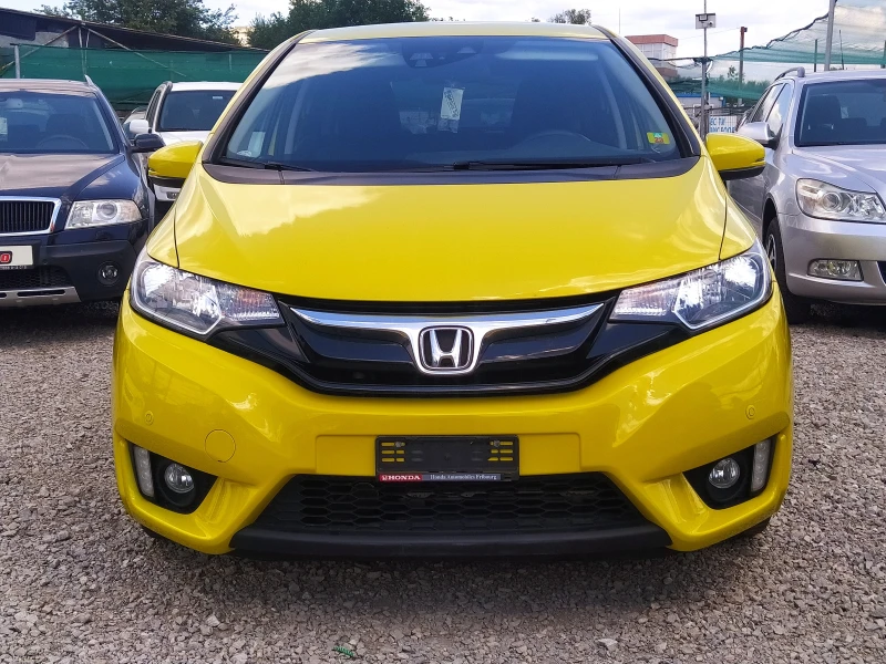 Honda Jazz 1.3i-VTEC/ Камера/Нави, снимка 2 - Автомобили и джипове - 47052230