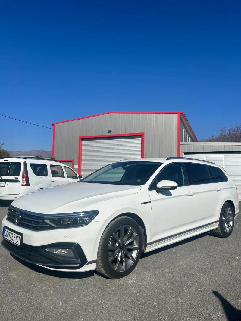 VW Passat, снимка 8 - Автомобили и джипове - 47810697