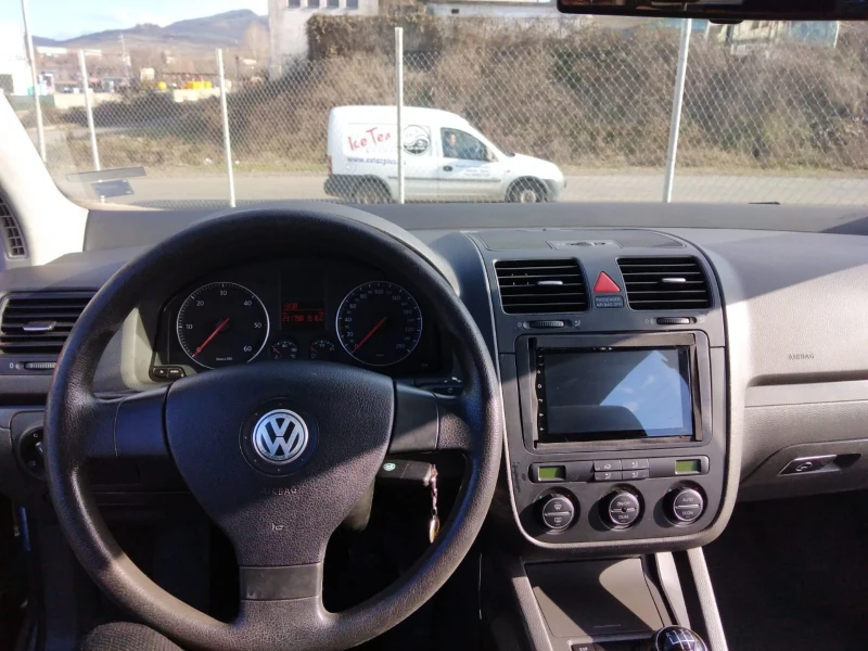 VW Golf, снимка 12 - Автомобили и джипове - 48321361