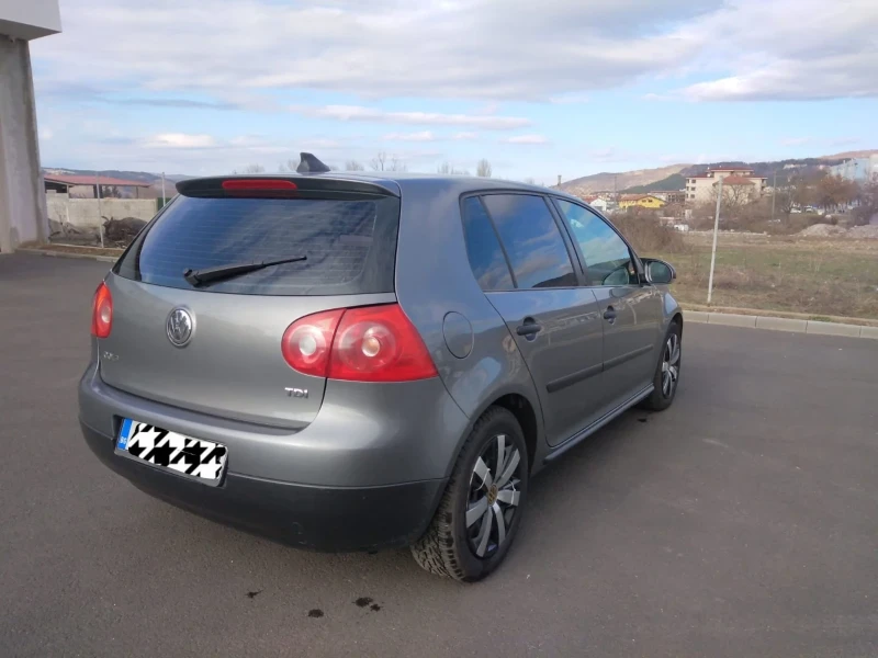 VW Golf, снимка 4 - Автомобили и джипове - 48321361