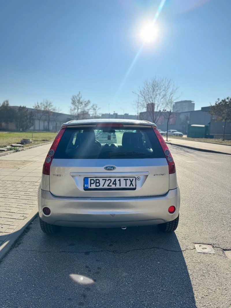 Ford Fiesta, снимка 2 - Автомобили и джипове - 48516749