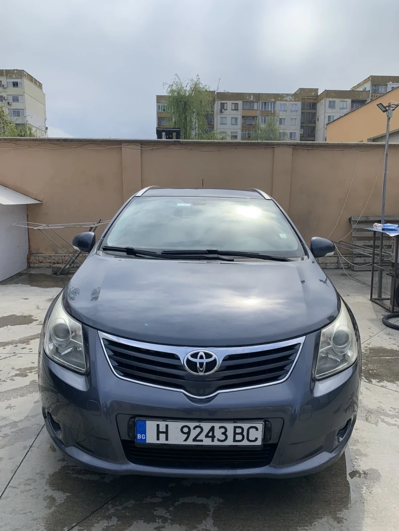 Toyota Avensis 2.0 D-4D, снимка 2 - Автомобили и джипове - 48811172