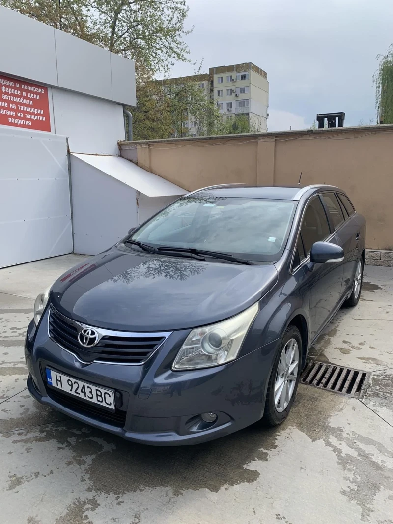 Toyota Avensis 2.0 D-4D, снимка 1 - Автомобили и джипове - 48811172