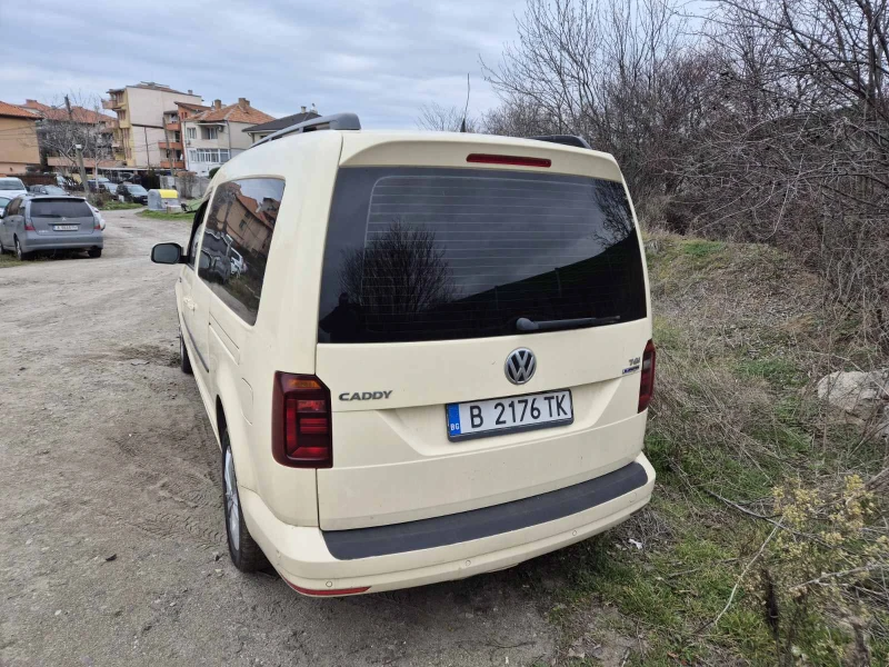 VW Caddy MAXI, снимка 9 - Автомобили и джипове - 49202948