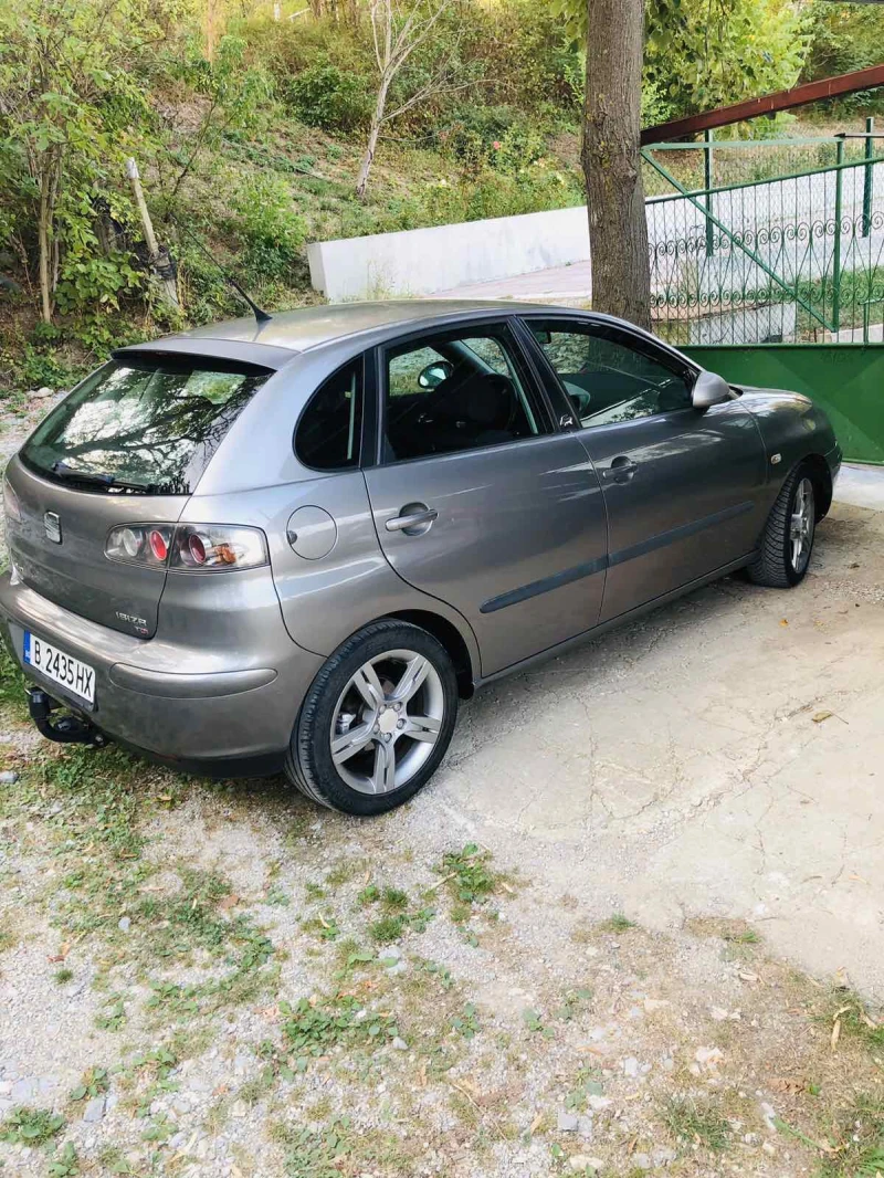 Seat Ibiza, снимка 2 - Автомобили и джипове - 49237963