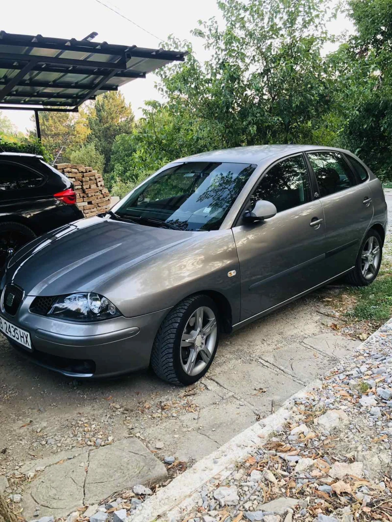 Seat Ibiza, снимка 1 - Автомобили и джипове - 49237963