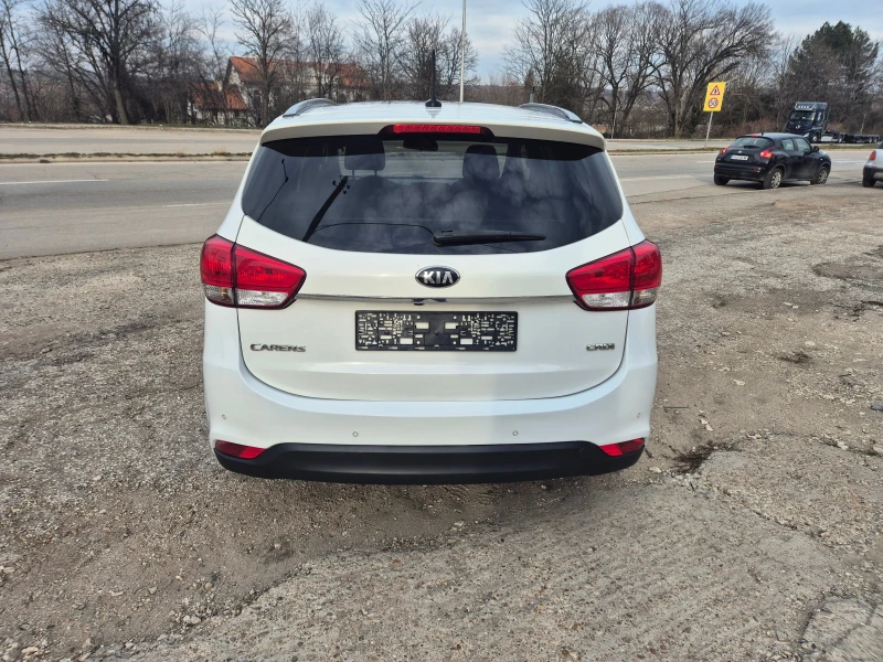 Kia Carens 1.7CRDI, NAVI, PANORAMA, снимка 6 - Автомобили и джипове - 49466708