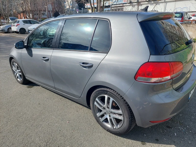 VW Golf, снимка 3 - Автомобили и джипове - 49592036