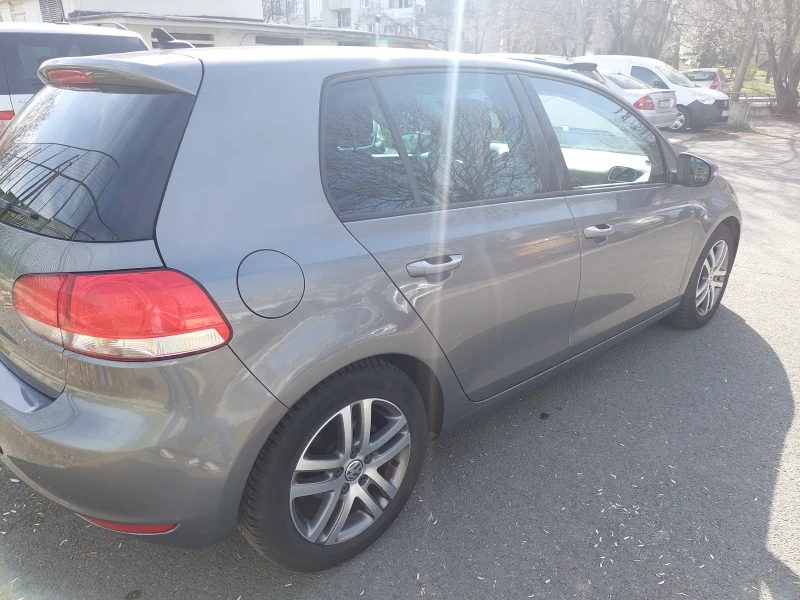 VW Golf, снимка 4 - Автомобили и джипове - 49592036