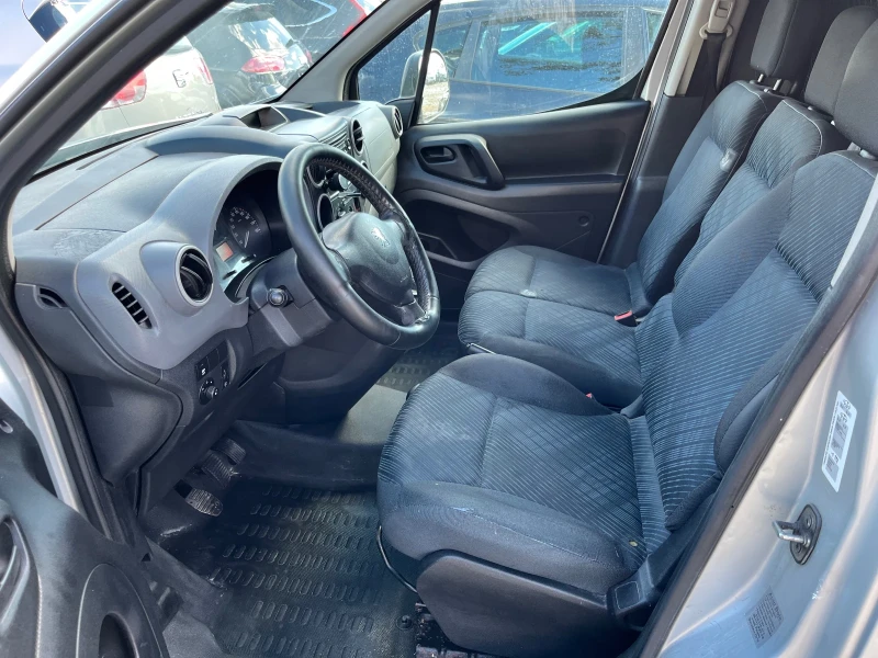 Peugeot Partner 1.6HDI клима, снимка 7 - Автомобили и джипове - 52033952