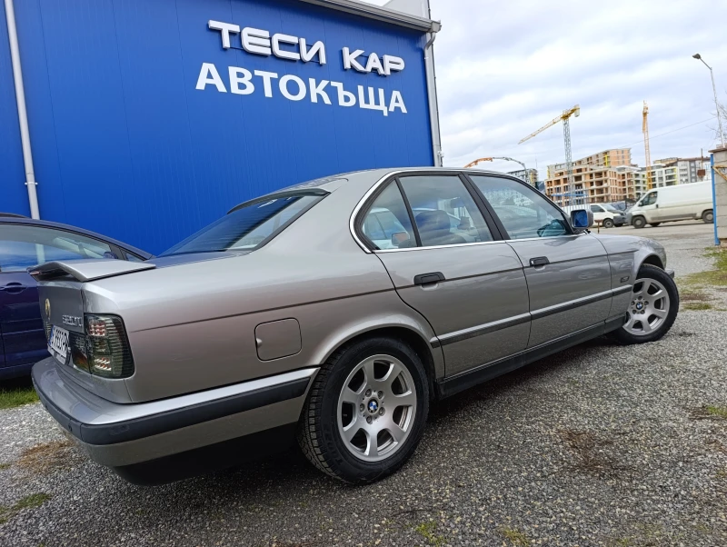BMW 520 2, 0i 126k.c., снимка 4 - Автомобили и джипове - 53121739