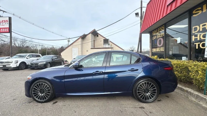 Alfa Romeo Giulia Ti Sport Carbon* CARFAX* АвтоКредит* (ЦЕНА ДО БГ), снимка 8 - Автомобили и джипове - 53245442