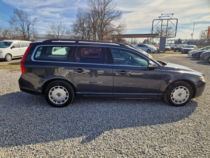 Volvo V70 2.4D/АВТОМАТИК/КОЖА/ЕЛ.БАГАЖНИК, снимка 4 - Автомобили и джипове - 53484647
