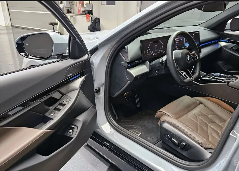 BMW 520 G60* xDrive* Автокредит* (Цена до БГ) - изображение 10