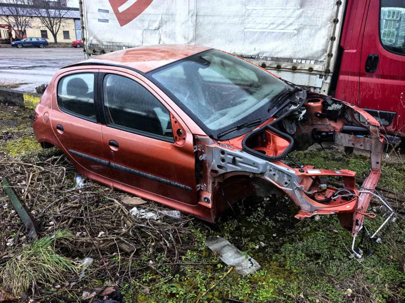 Peugeot 206 1.4i 75 к.с. - изображение 3