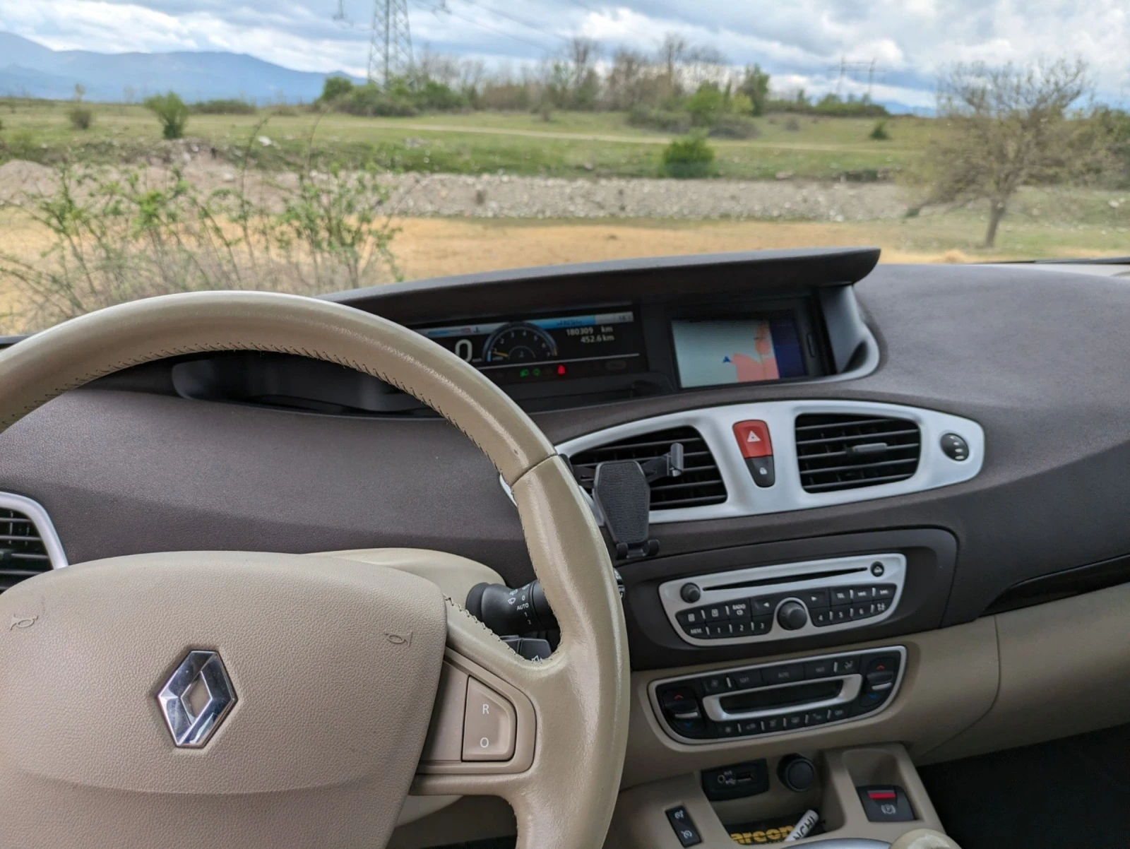 Renault Grand scenic Privilege Tce 130 - изображение 6