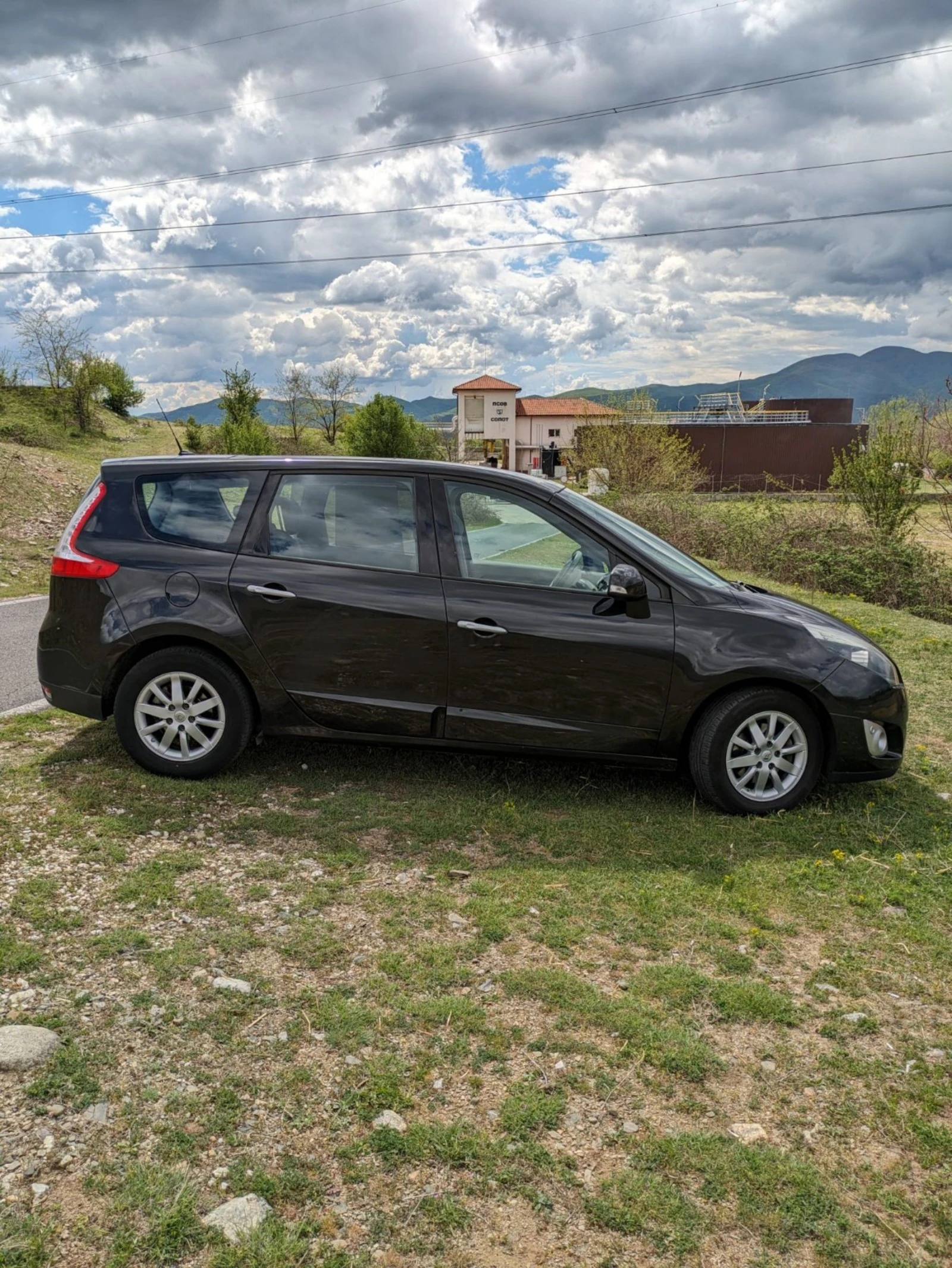 Renault Grand scenic Privilege Tce 130 - изображение 10