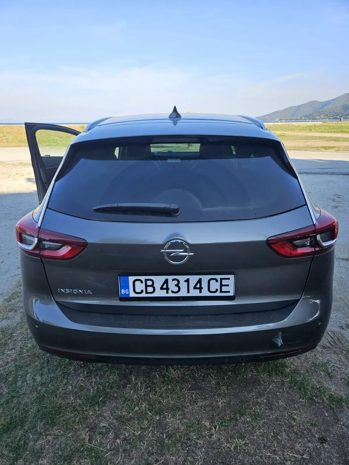 Opel Insignia Sports tourer - изображение 4