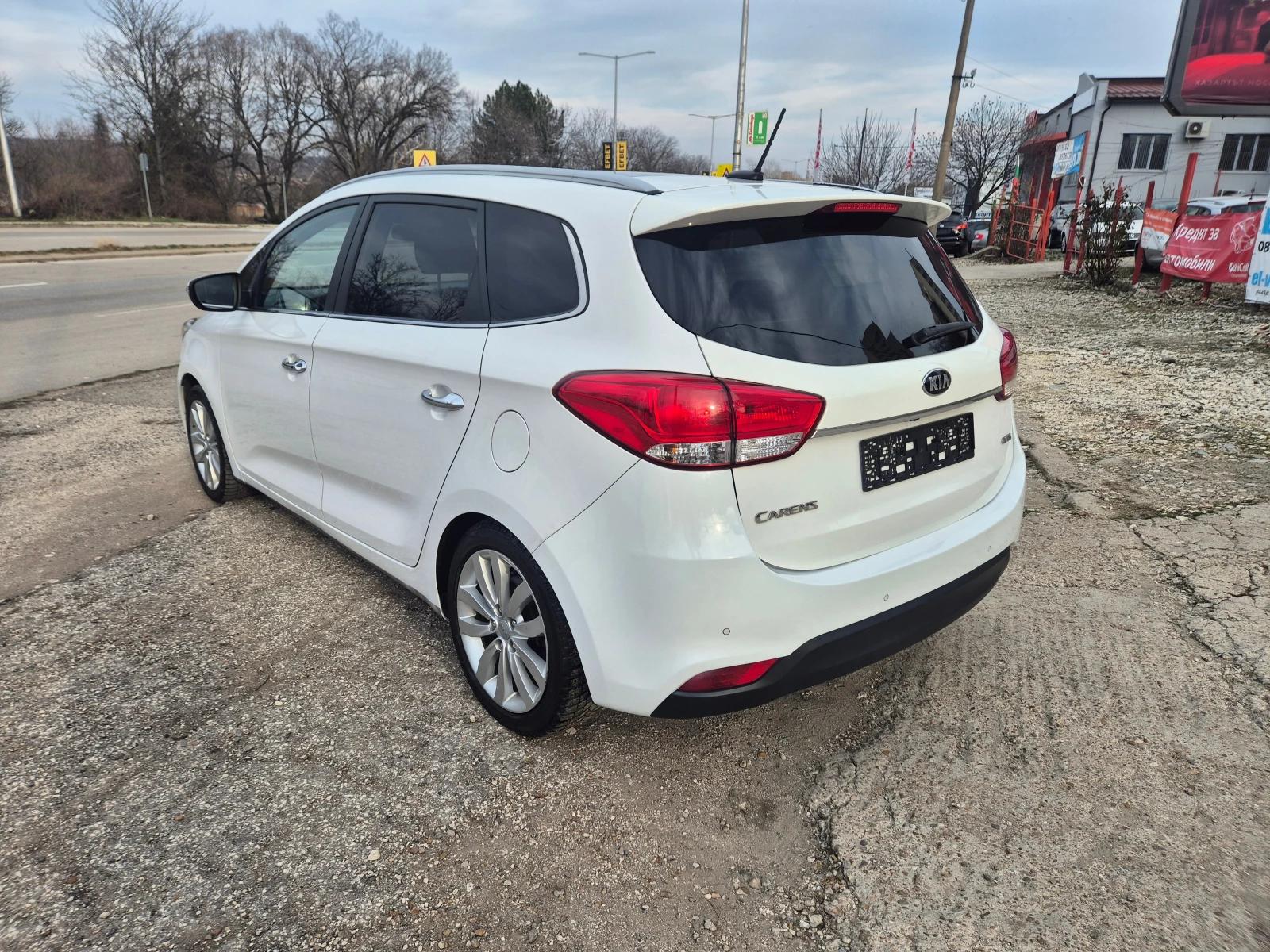 Kia Carens 1.7CRDI, NAVI, PANORAMA - изображение 5