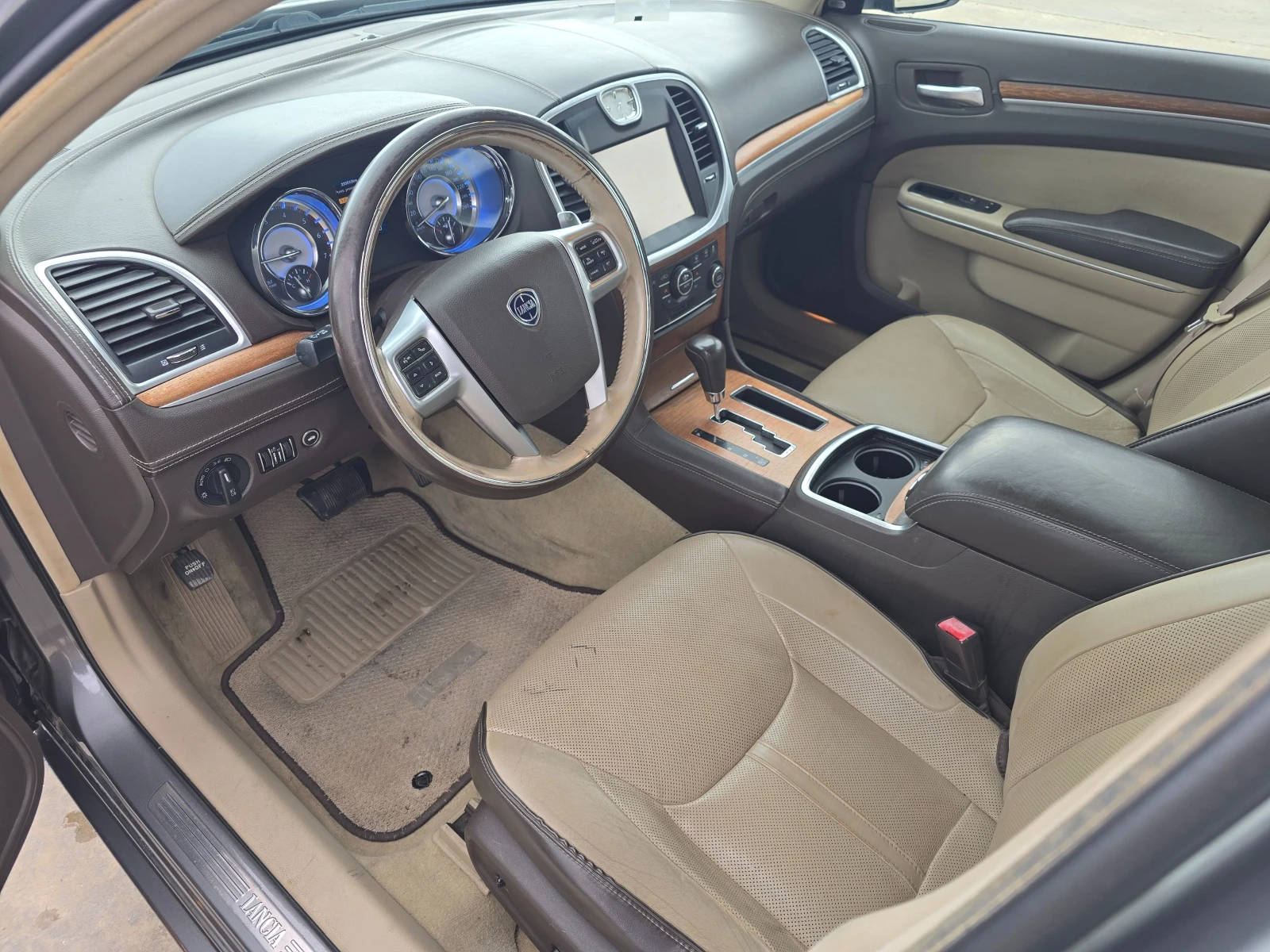 Lancia Thema 3.0D PORTFOLIO - изображение 9