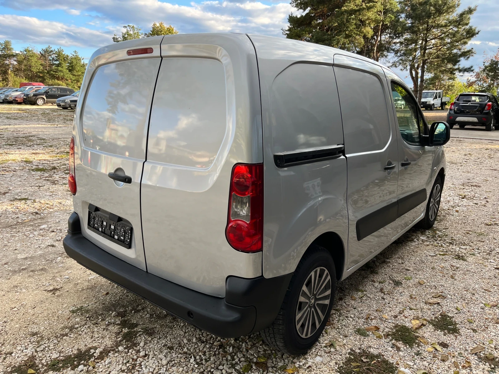 Peugeot Partner 1.6HDI клима - изображение 4