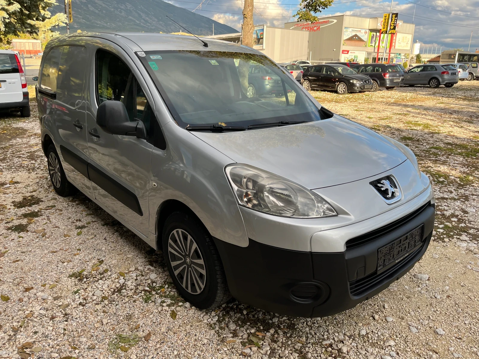 Peugeot Partner 1.6HDI клима - изображение 3