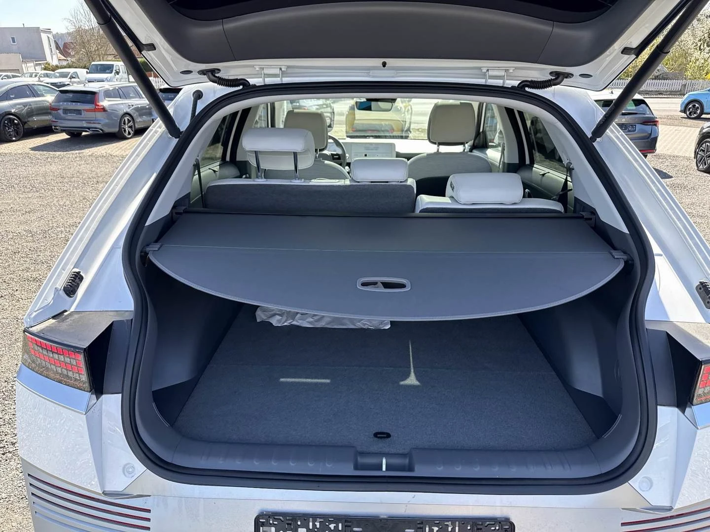 Hyundai Ioniq 5 77.4KWh/AWD/UNIQ/360/PAN/HEAD-UP | Mobile.bg � ����������� 6