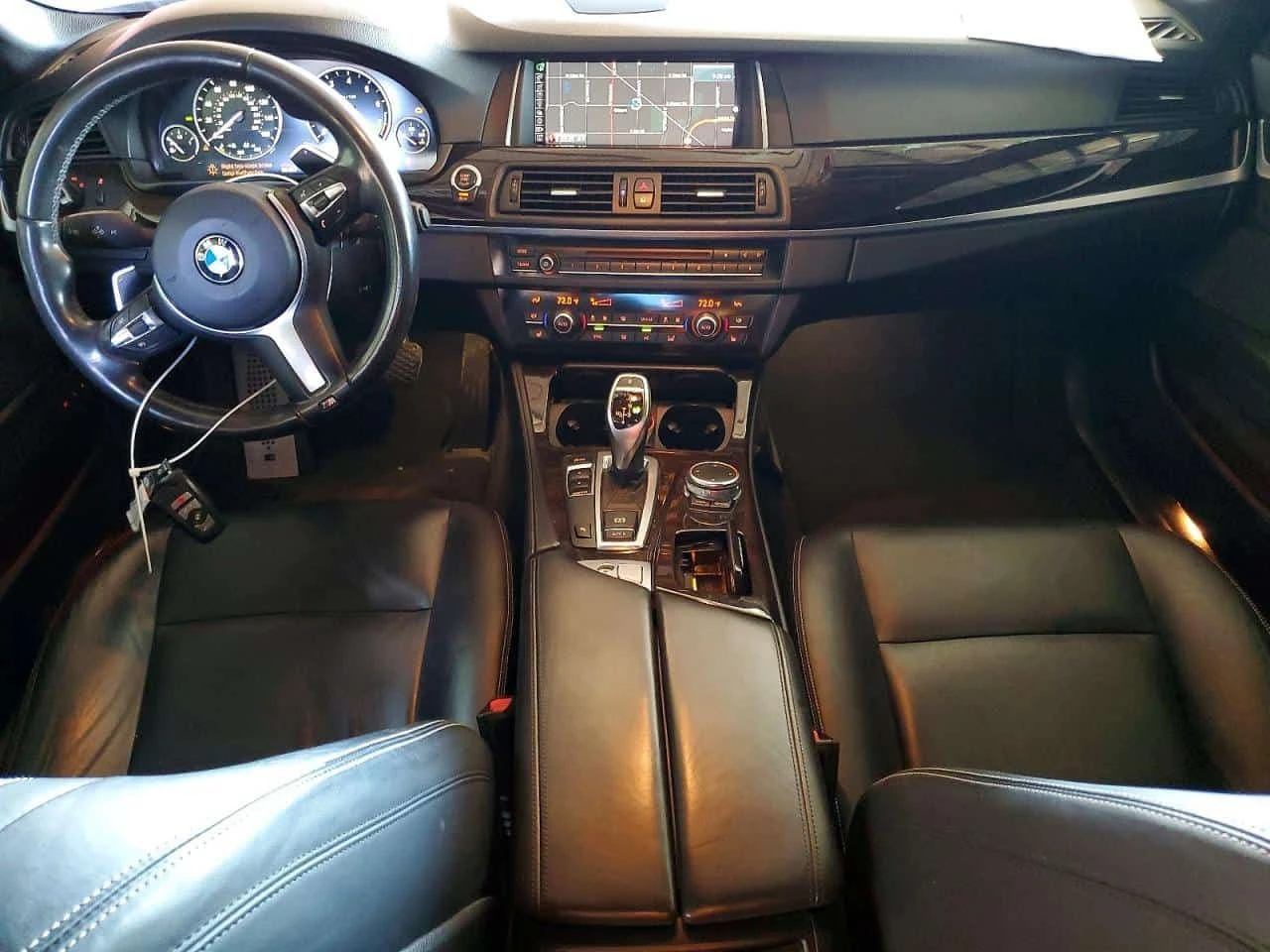 BMW 535 M Пакет/CARFAX/Шибедах/Подгрев/Финансиране, снимка 8 - Автомобили и джипове - 54552227