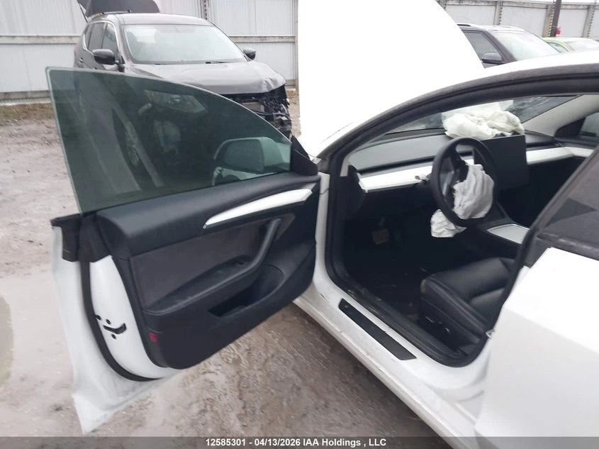 Tesla Model 3 Facelift LFP Термопомпа, снимка 5 - Автомобили и джипове - 54965350