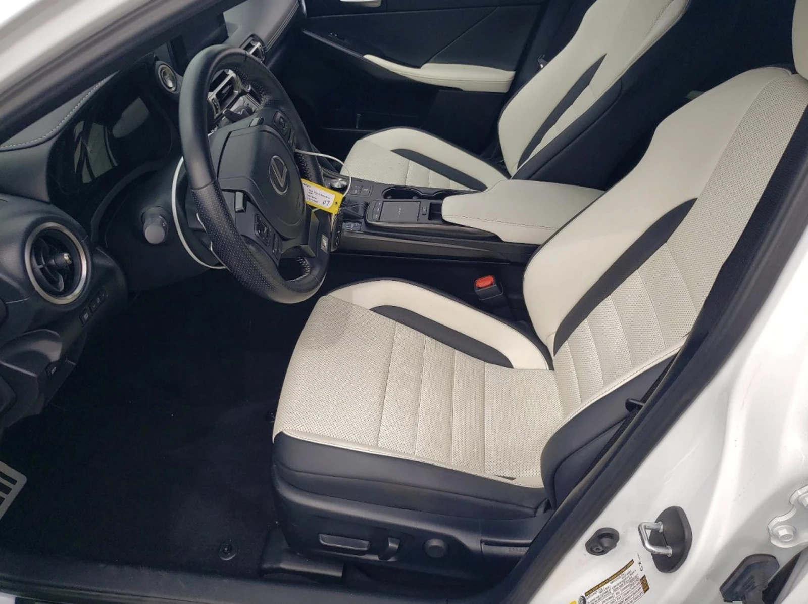 Lexus IS 350 F SPORT / ���� �� ������ / ���� �� ����: 24.06 | Mobile.bg � ����������� 7