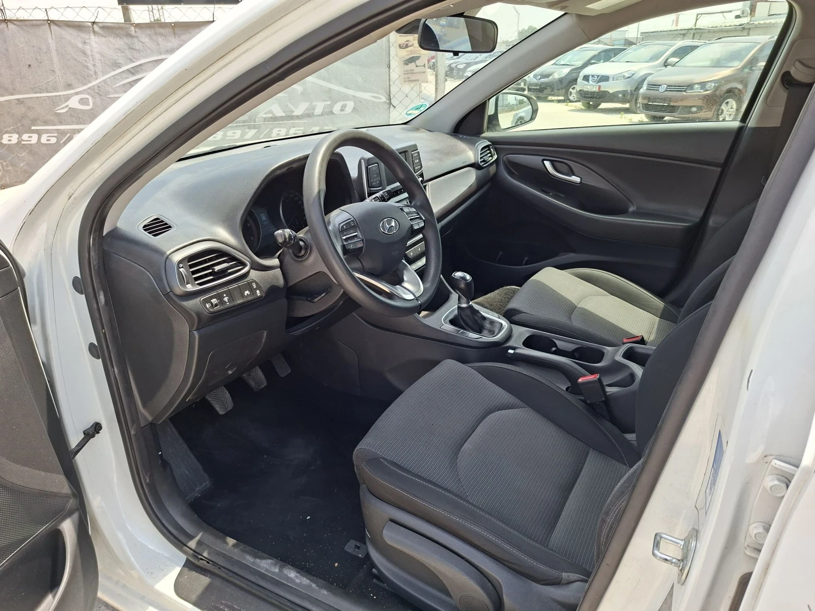 Hyundai I30 1.6Д-115к/СЛЕДЕНЕ ЛЕНТИ/ПАРКТРОНИК/ АВТОПИЛОТ/6СК, снимка 5 - Автомобили и джипове - 55101809