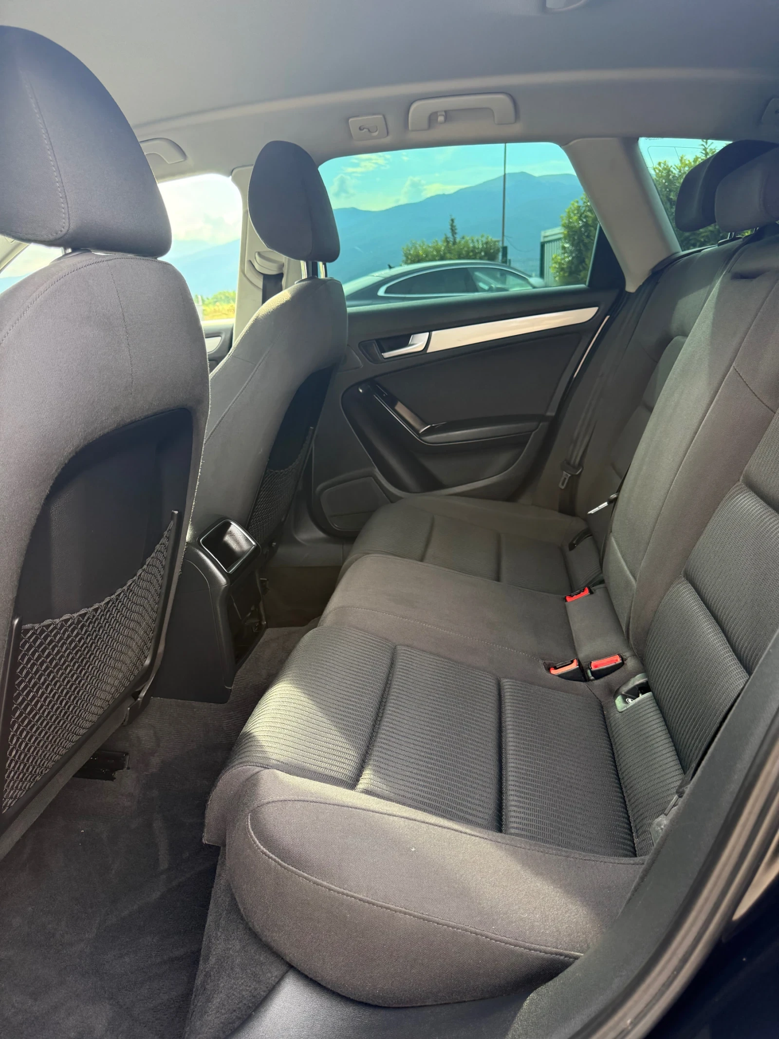 Audi A4 2.0 TDI, снимка 5 - Автомобили и джипове - 55323237