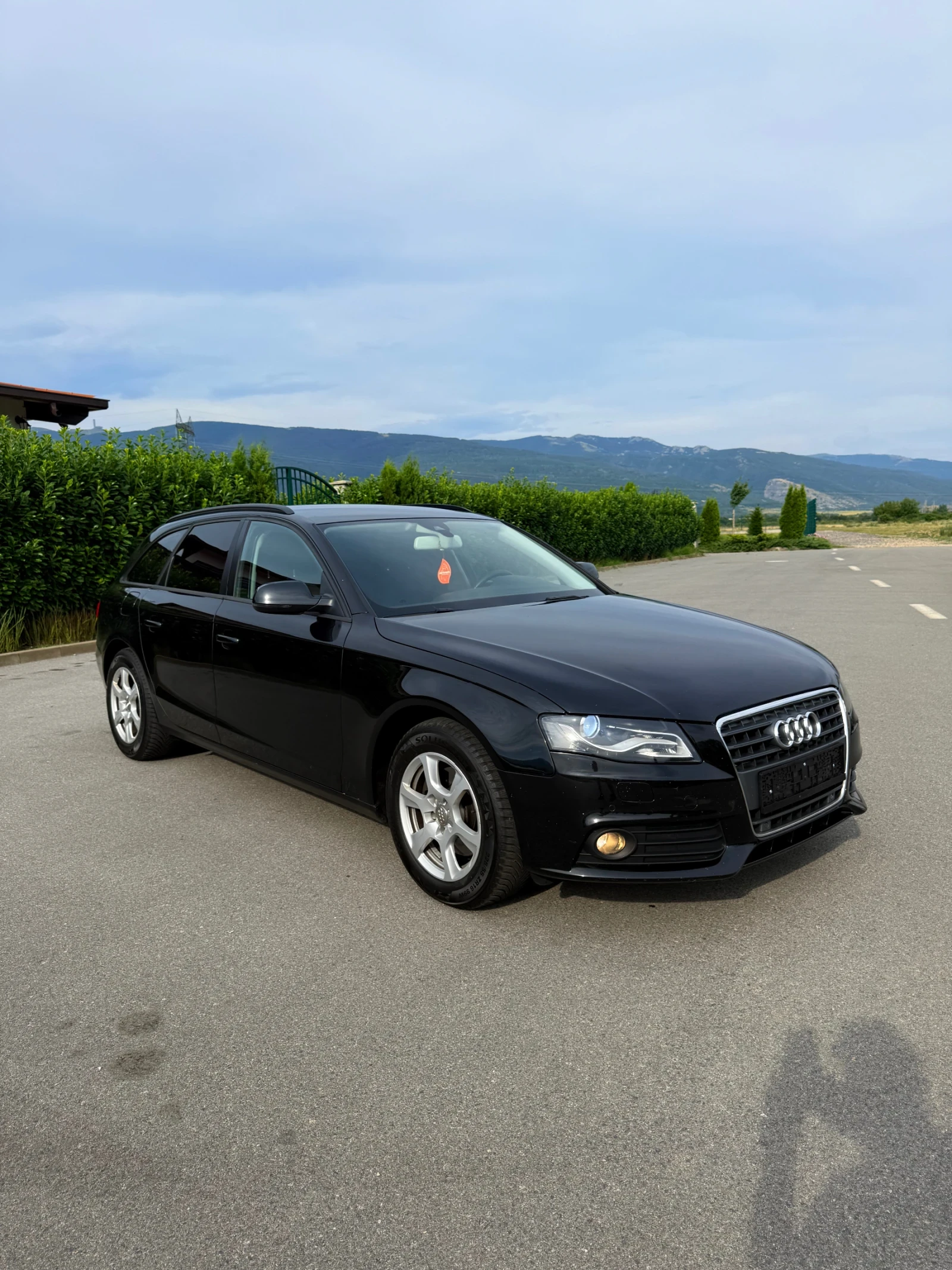 Audi A4 2.0 TDI, снимка 2 - Автомобили и джипове - 55323237