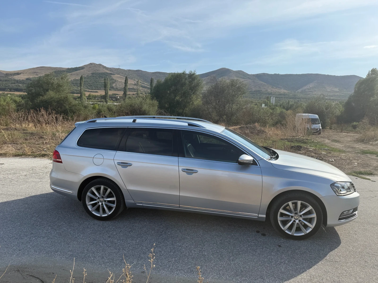 VW Passat, снимка 5 - Автомобили и джипове - 55617635