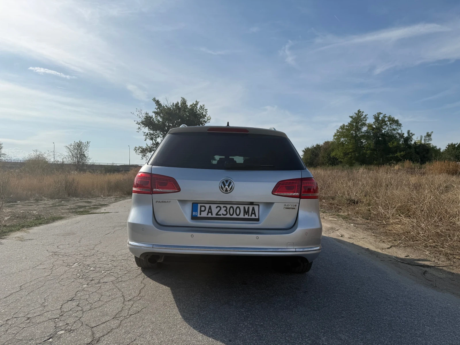 VW Passat, снимка 2 - Автомобили и джипове - 55617635