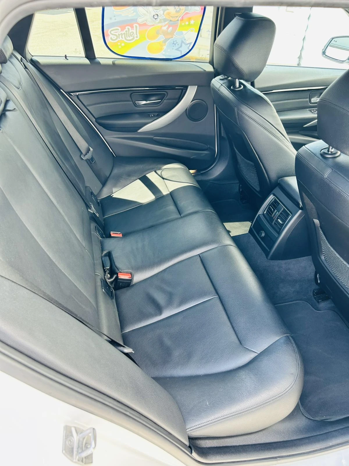 BMW 320, снимка 9 - Автомобили и джипове - 55622023