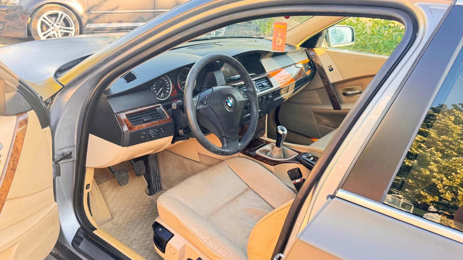 BMW 520, снимка 7 - Автомобили и джипове - 56360451