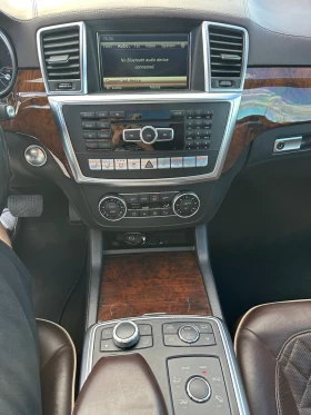 Mercedes-Benz GL 500 Първи собственик/Designo/360/AMG/реални км. , снимка 9
